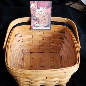 2001 SIGNED Longabger Large Berry Basket